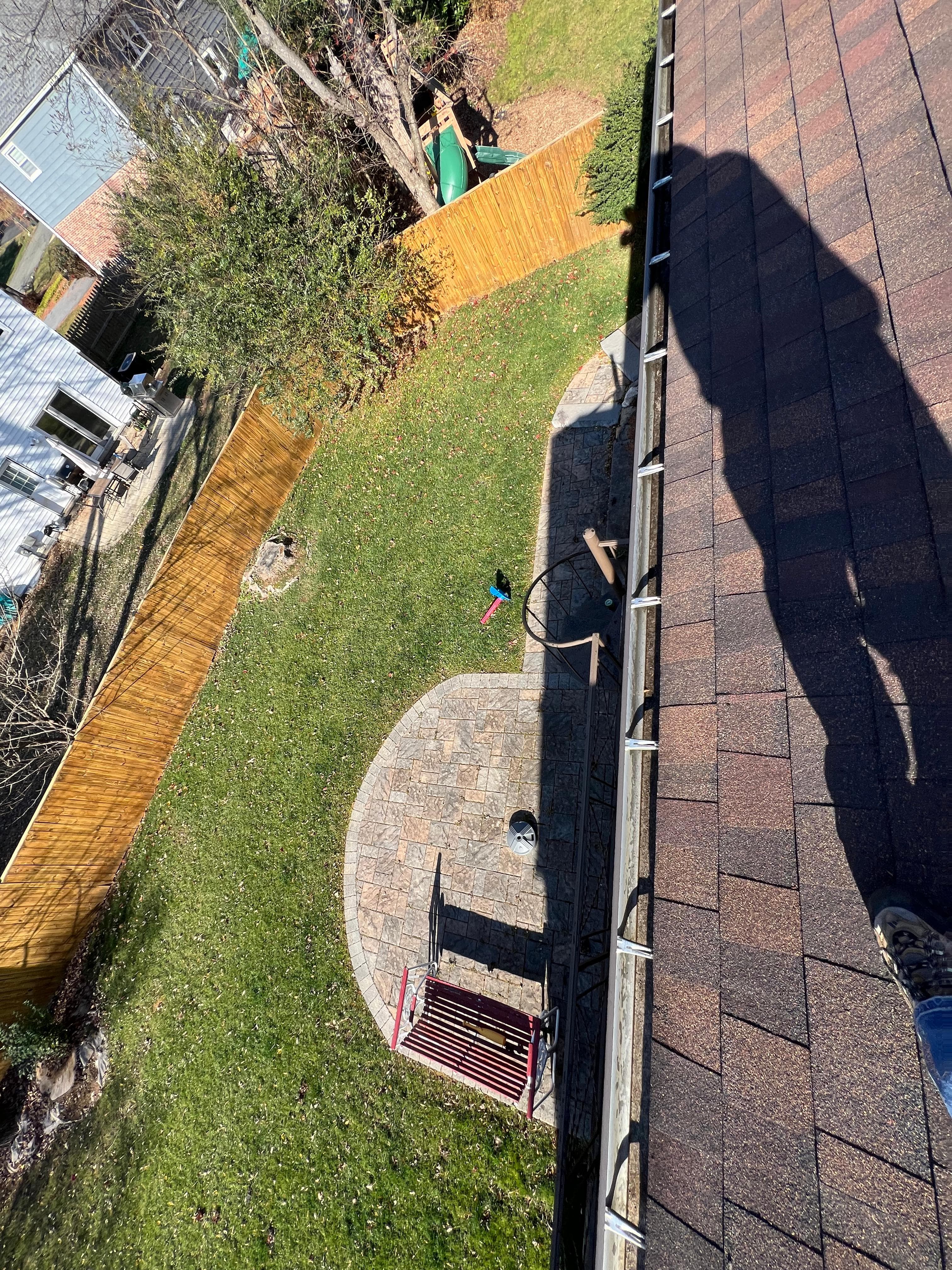 Gutter Service in Burke